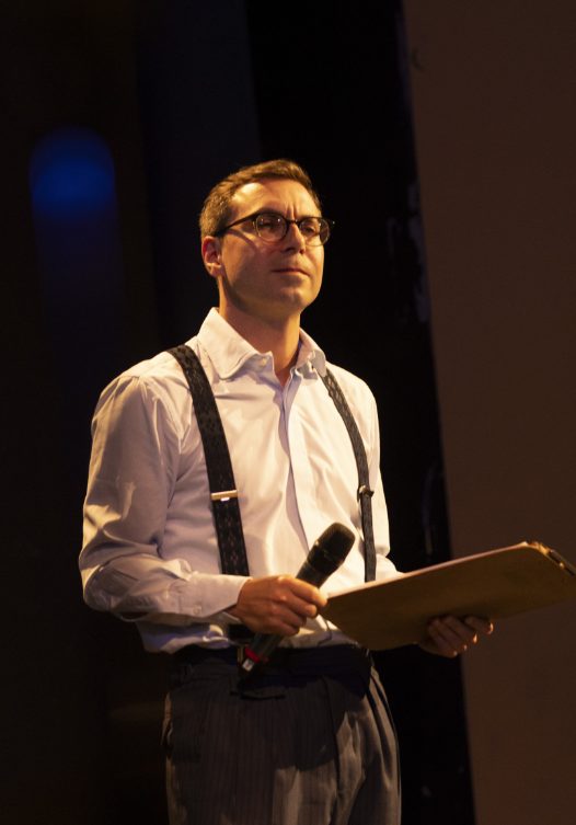 Porträt von Dr. Simon Hauser